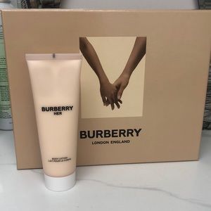 Burberry Her Body Lotion